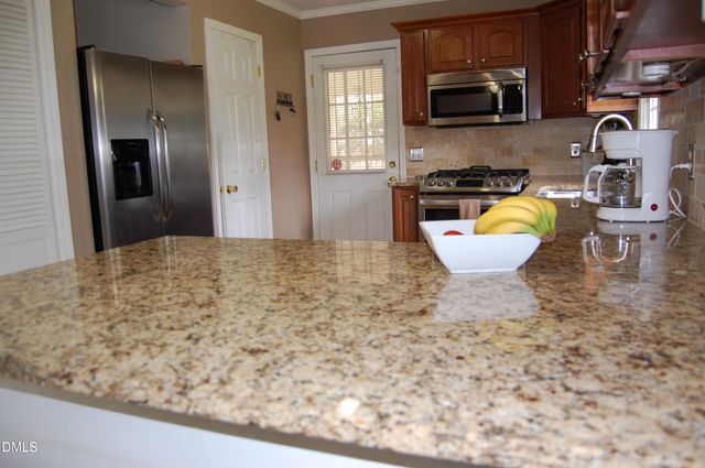 1517 Oakdale Circle, Henderson, NC 27536