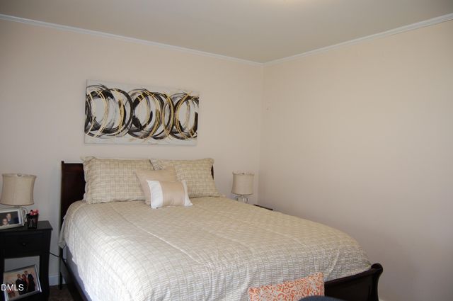 1517 Oakdale Circle, Henderson, NC 27536