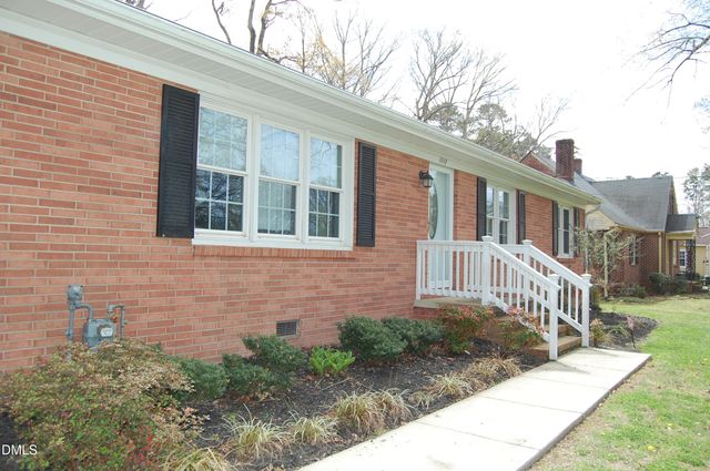 1517 Oakdale Circle, Henderson, NC 27536