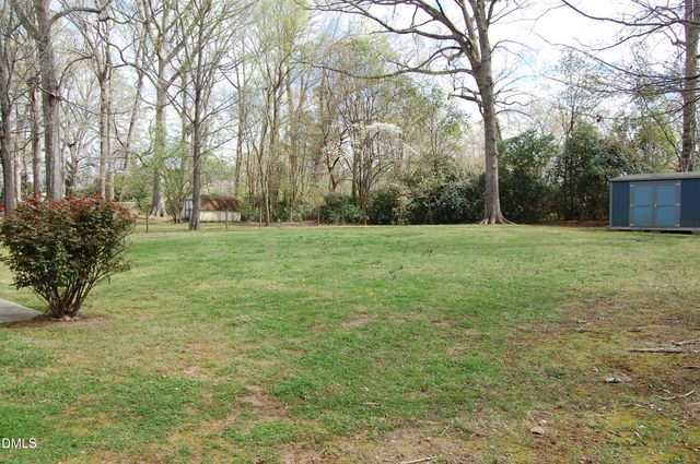 1517 Oakdale Circle, Henderson, NC 27536