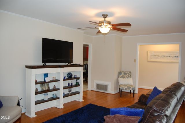 1517 Oakdale Circle, Henderson, NC 27536