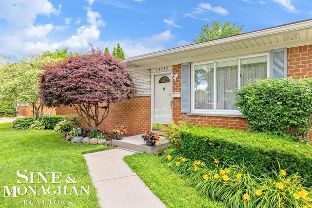 32430 Gloede Drive, Warren, MI 48088