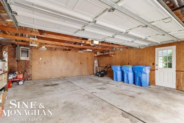 32430 Gloede Drive, Warren, MI 48088
