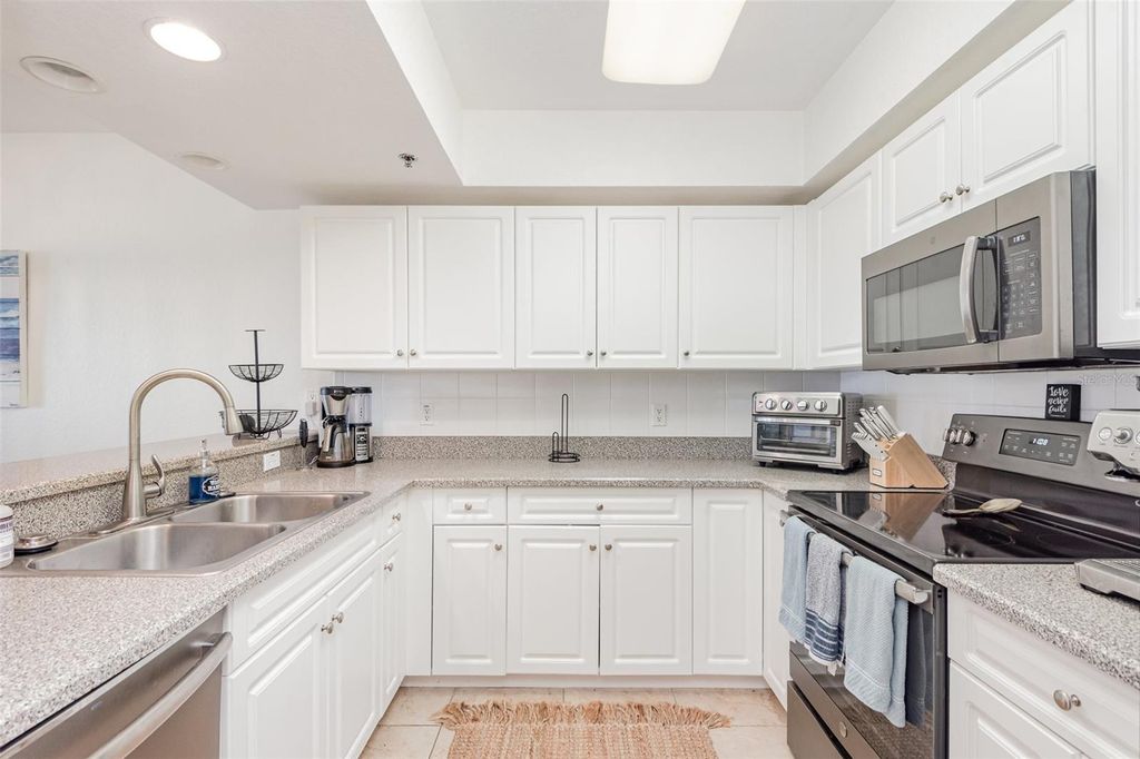 Image 11 of property listing at 5300 S ATLANTIC AVENUE 14-205, New Smyrna Beach, FL 32169