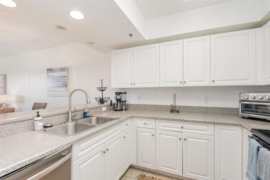 Image 12 of property listing at 5300 S ATLANTIC AVENUE 14-205, New Smyrna Beach, FL 32169