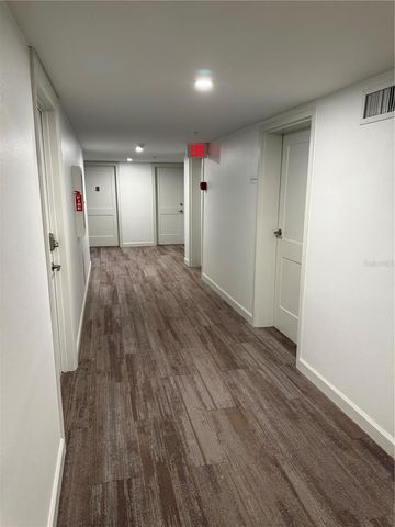 1700 BENJAMIN FRANKLIN DRIVE 9E, Sarasota, FL 34236