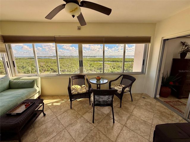 1700 BENJAMIN FRANKLIN DRIVE 9E, Sarasota, FL 34236