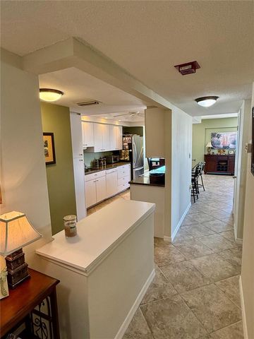 1700 BENJAMIN FRANKLIN DRIVE 9E, Sarasota, FL 34236