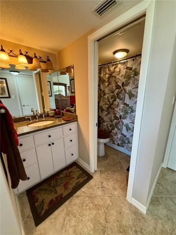 1700 BENJAMIN FRANKLIN DRIVE 9E, Sarasota, FL 34236