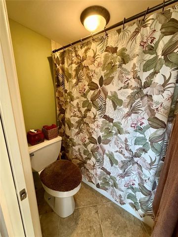 1700 BENJAMIN FRANKLIN DRIVE 9E, Sarasota, FL 34236