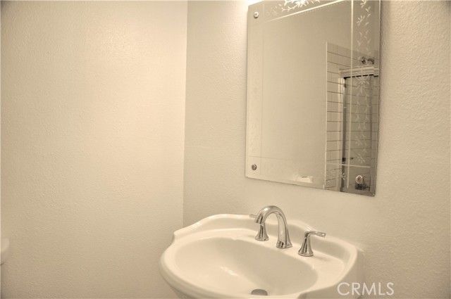 1189 W Sierra Madre, Azusa, CA 91702