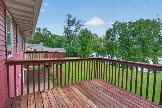 6266 Rivlyn Avenue NW, Anoka, MN 55303