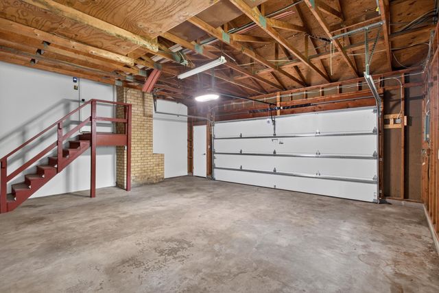 6266 Rivlyn Avenue NW, Anoka, MN 55303