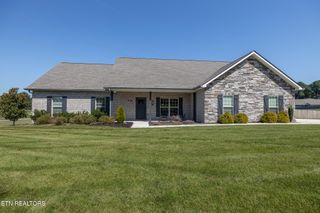 3071 S Hampton Way, Maryville, TN 37803