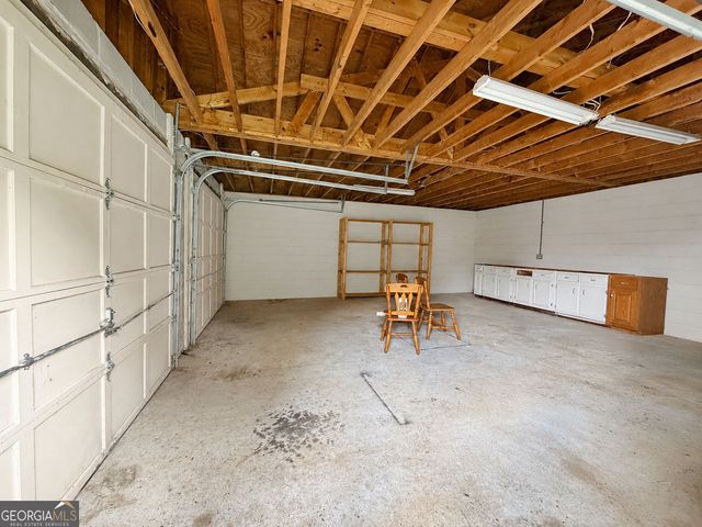 677 Bankshire Drive, Suwanee, GA 30024