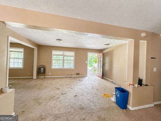 677 Bankshire Drive, Suwanee, GA 30024