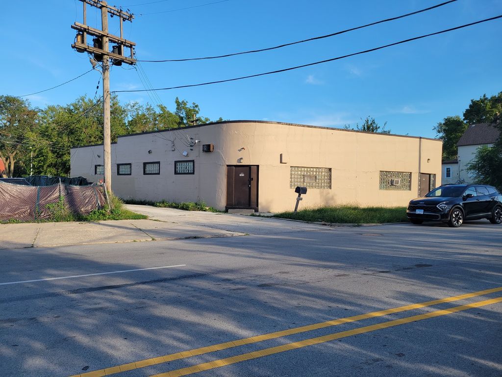 1413 E End Avenue, Chicago Heights, IL 60411 — exterior