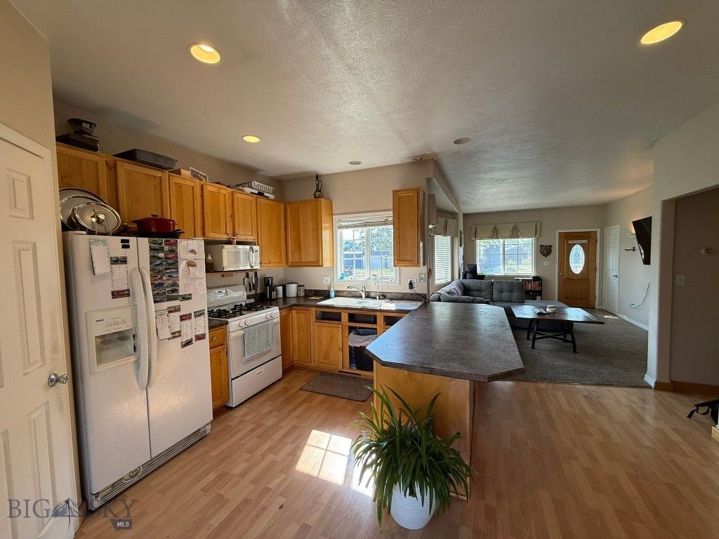 1856 Phillips Avenue, Butte, MT 59701 photo 5