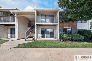 60 Taylor Drive, Franklin, NJ 08823