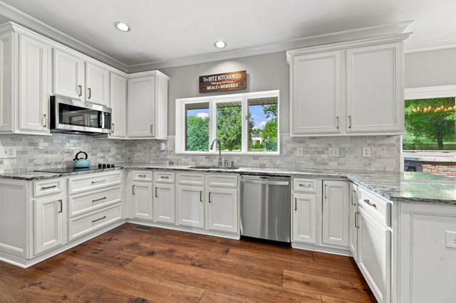 1524 Aberdeen Dr, Brentwood, TN 37027