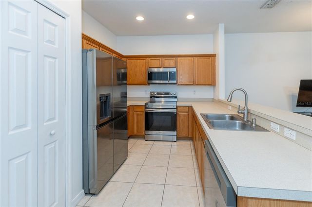 2852 TANZANITE TERRACE, Kissimmee, FL 34758