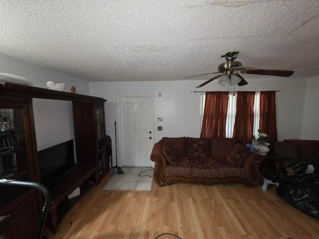 4917 Freedom Circle, Lake Worth, FL 33461