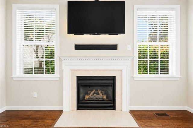 1177 Treefern DR, Virginia Beach, VA 23451