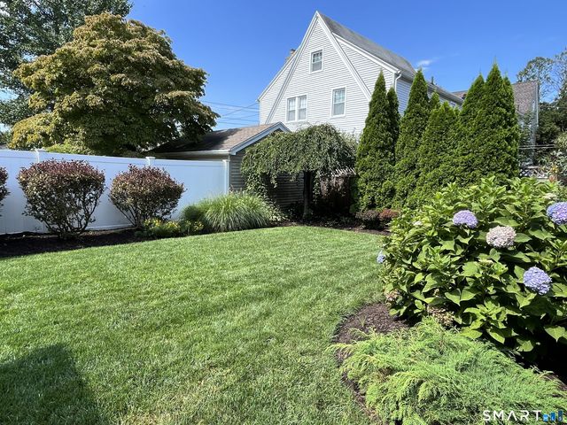 19 Stiles Street, Stratford, CT 06614