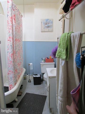 524 W TABOR RD, Philadelphia, PA 19120