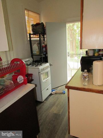 524 W TABOR RD, Philadelphia, PA 19120