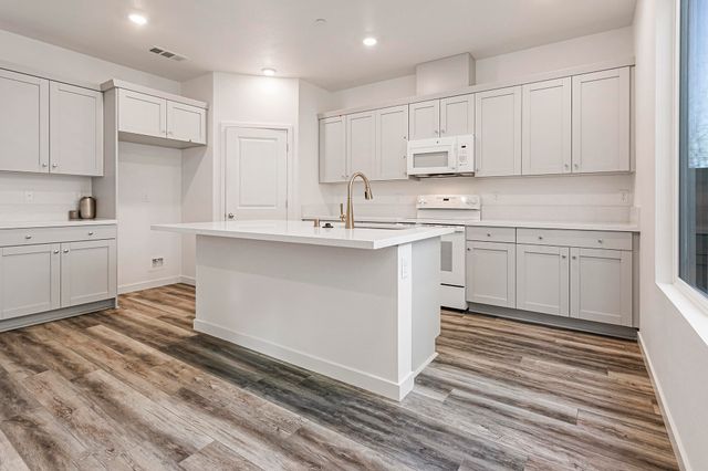 2293 Milano Trail, Redding, CA 96003