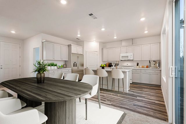2293 Milano Trail, Redding, CA 96003