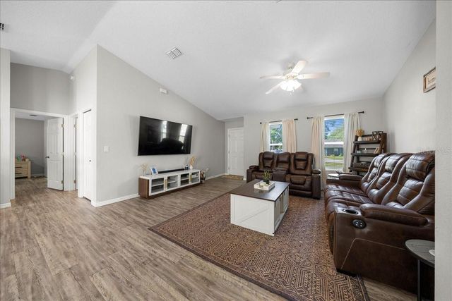 13 TEAK LOOP PLACE, Ocala, FL 34472