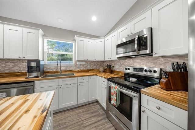 13 TEAK LOOP PLACE, Ocala, FL 34472