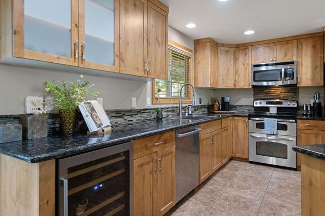 22539 Martee Lane, Bend, OR 97701