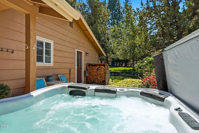 22539 Martee Lane, Bend, OR 97701