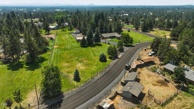 22539 Martee Lane, Bend, OR 97701