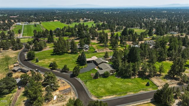 22539 Martee Lane, Bend, OR 97701