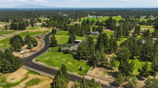 22539 Martee Lane, Bend, OR 97701