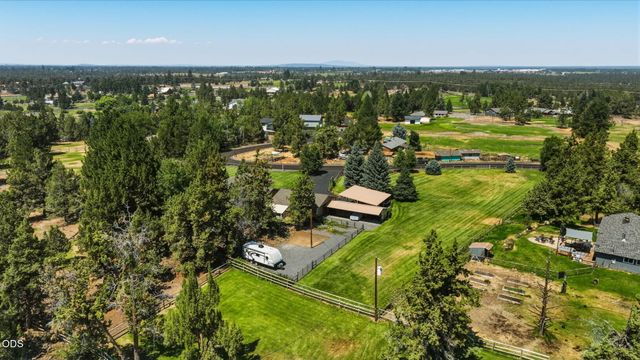 22539 Martee Lane, Bend, OR 97701