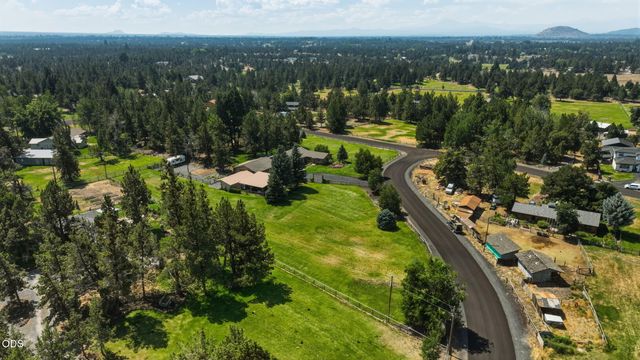 22539 Martee Lane, Bend, OR 97701