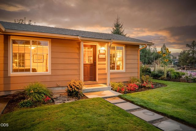 22539 Martee Lane, Bend, OR 97701