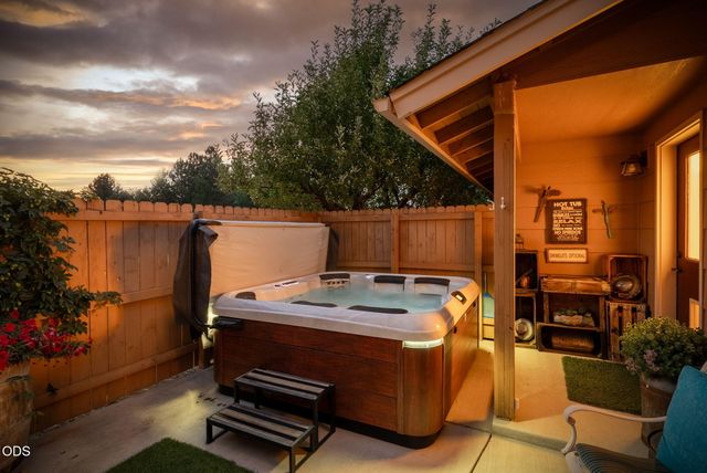 22539 Martee Lane, Bend, OR 97701