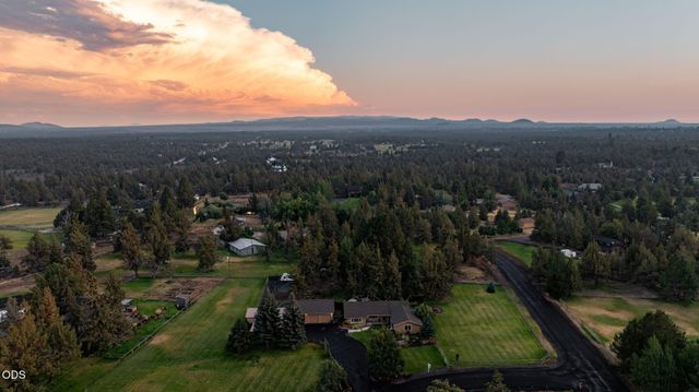 22539 Martee Lane, Bend, OR 97701