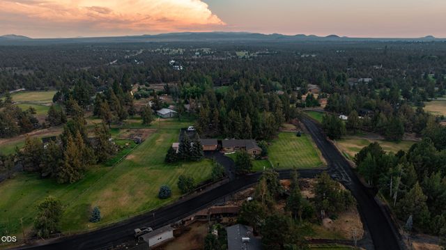 22539 Martee Lane, Bend, OR 97701