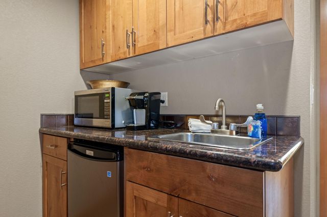 22539 Martee Lane, Bend, OR 97701