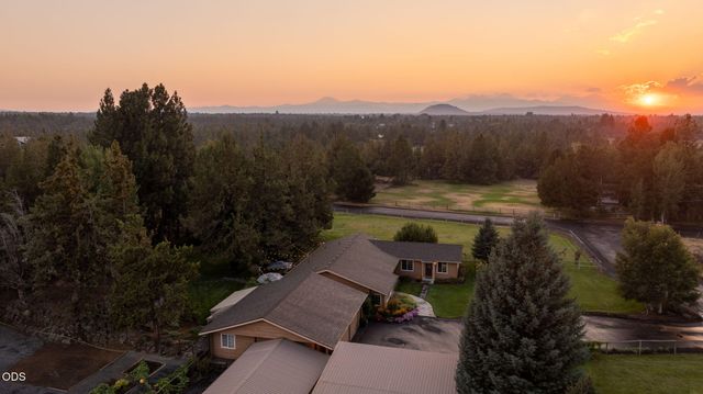 22539 Martee Lane, Bend, OR 97701