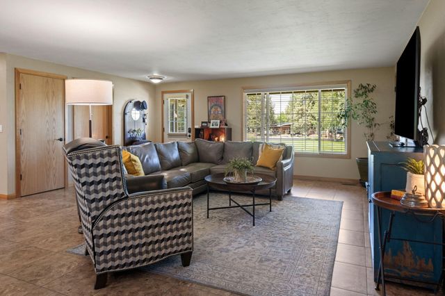 22539 Martee Lane, Bend, OR 97701