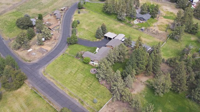 22539 Martee Lane, Bend, OR 97701