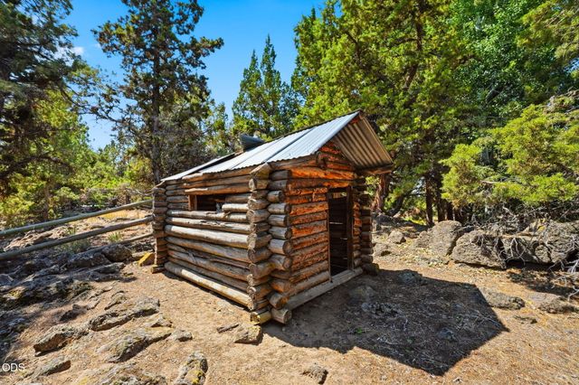 22539 Martee Lane, Bend, OR 97701